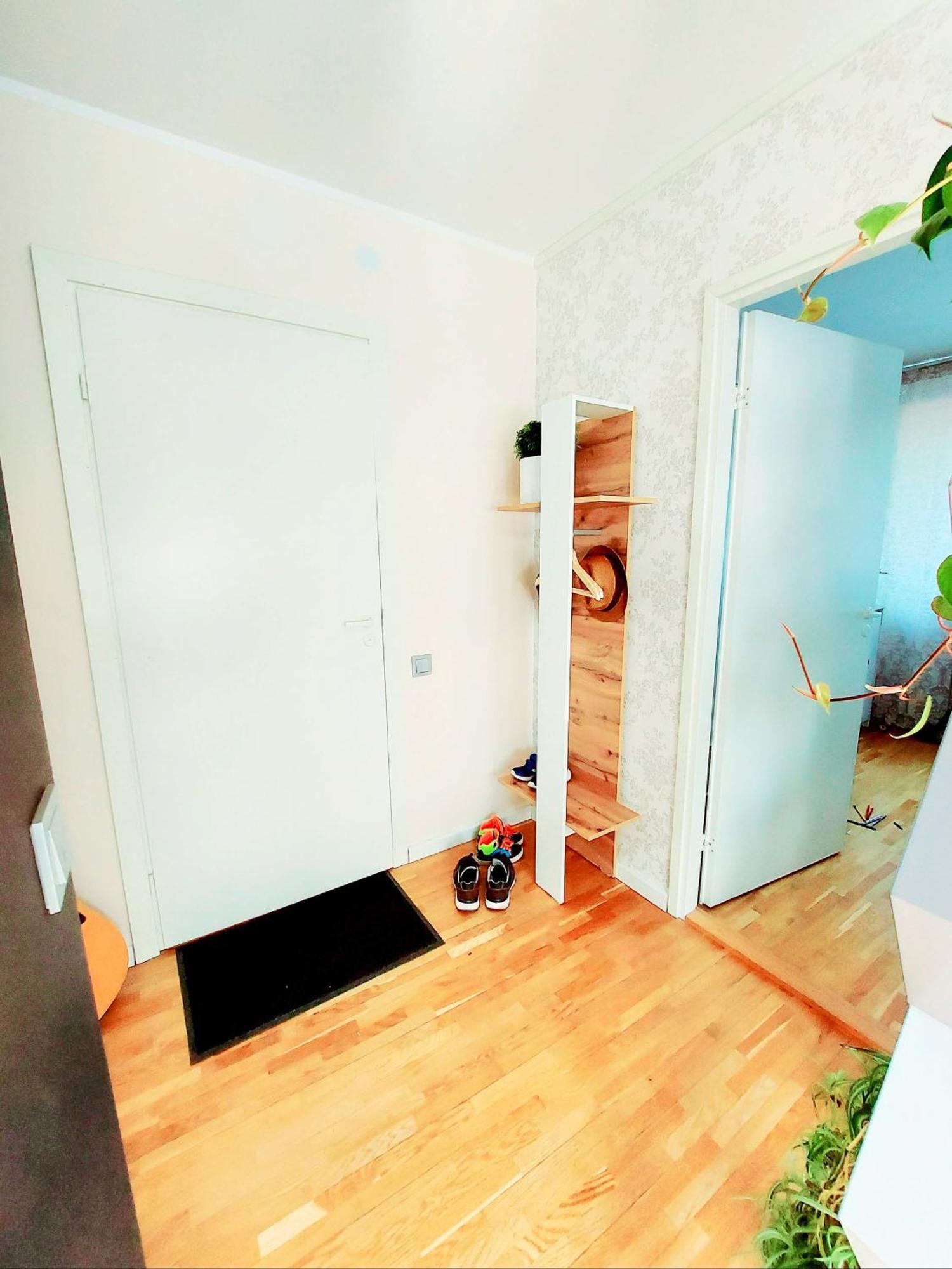 Cofy - Centrally Located, Quiet District, Air-conditioning, Free Parking, 24-7 Express Check-in-out, Close To Sea And Everything Need For Living! Appartamento