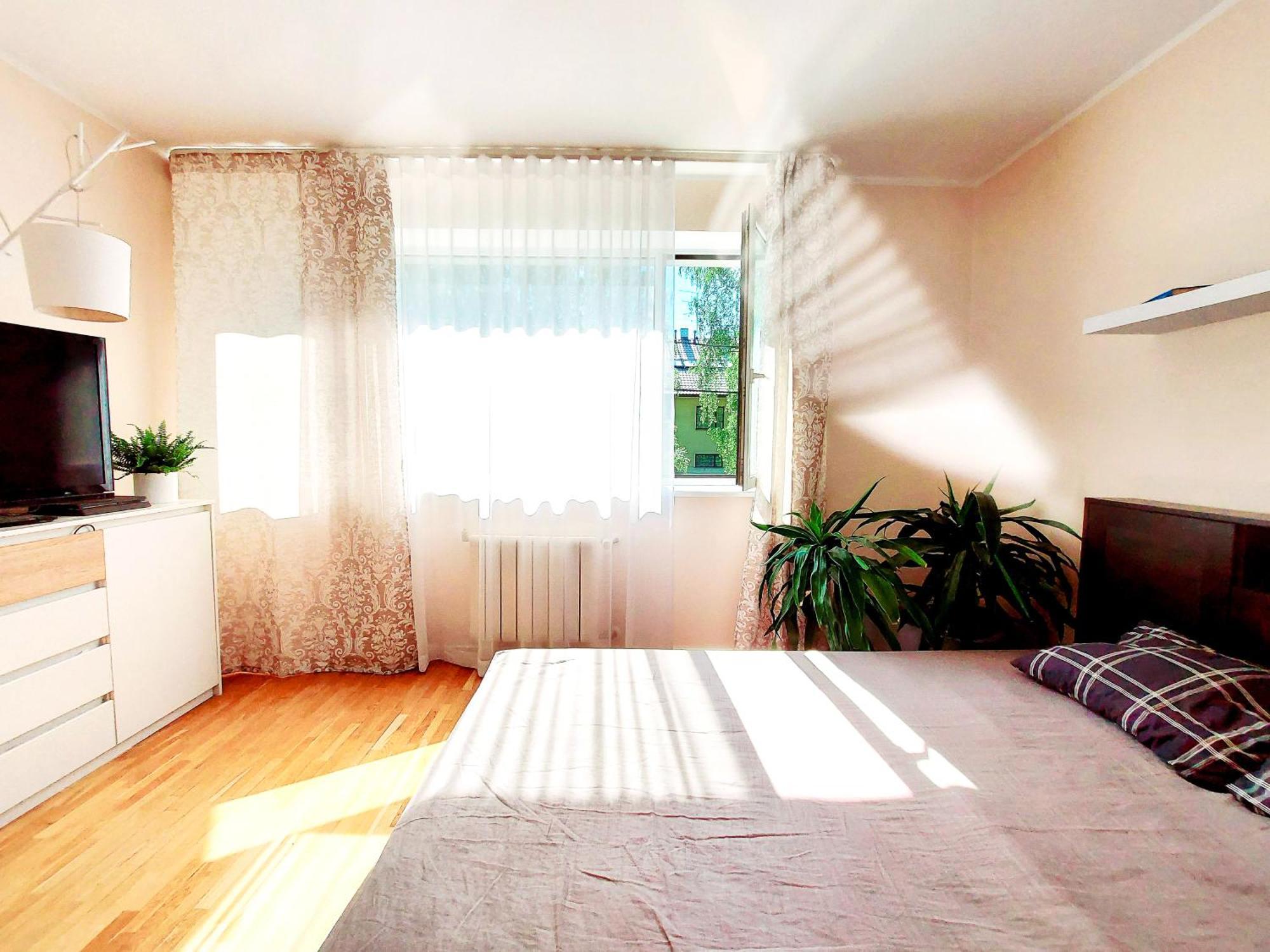 Appartamento Cofy - Centrally Located, Quiet District, Air-conditioning, Free Parking, 24-7 Express Check-in-out, Close To Sea And Everything Need For Living!